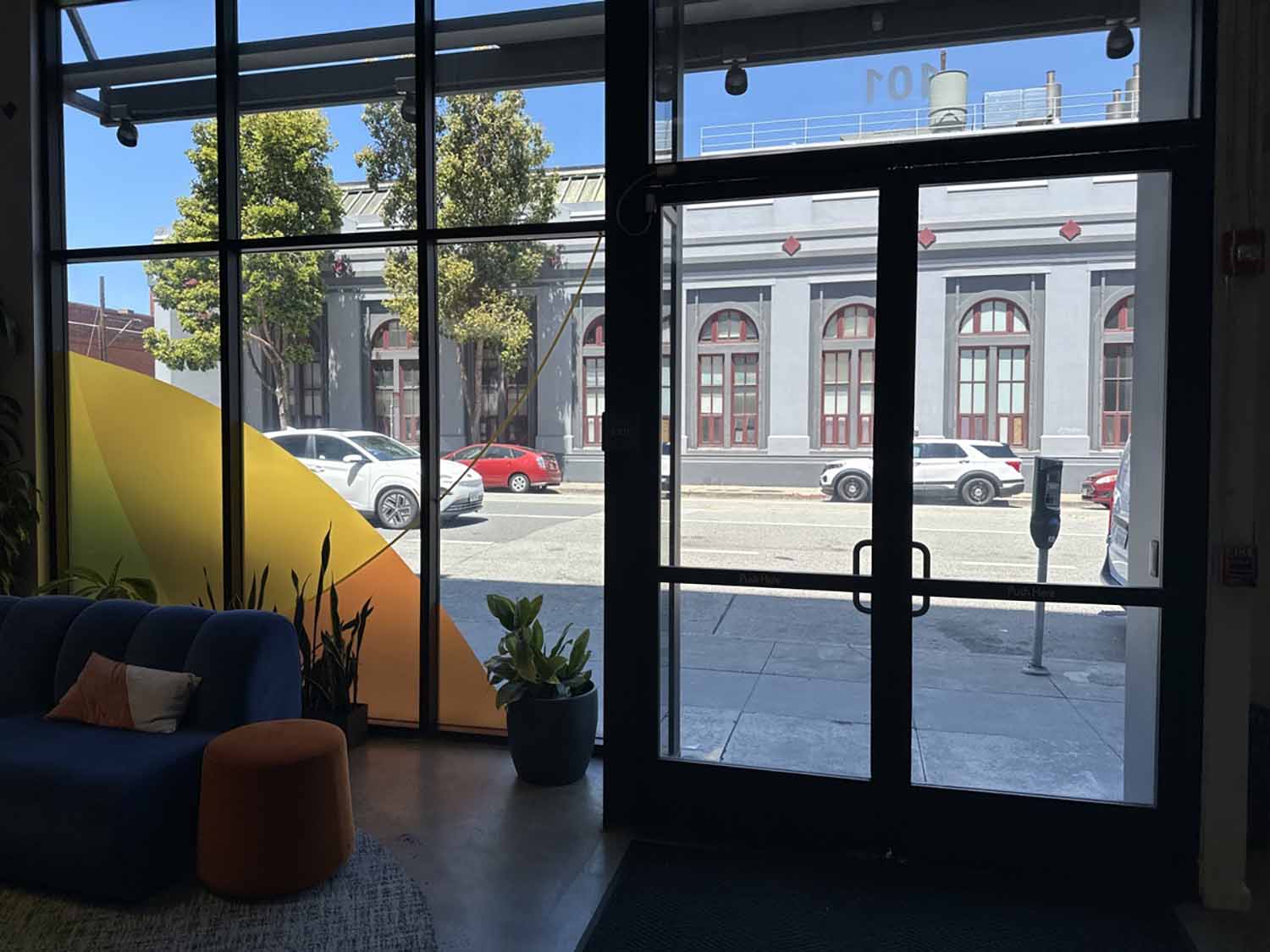 VisualPro Creates Custom Graphics for A San Francisco Office